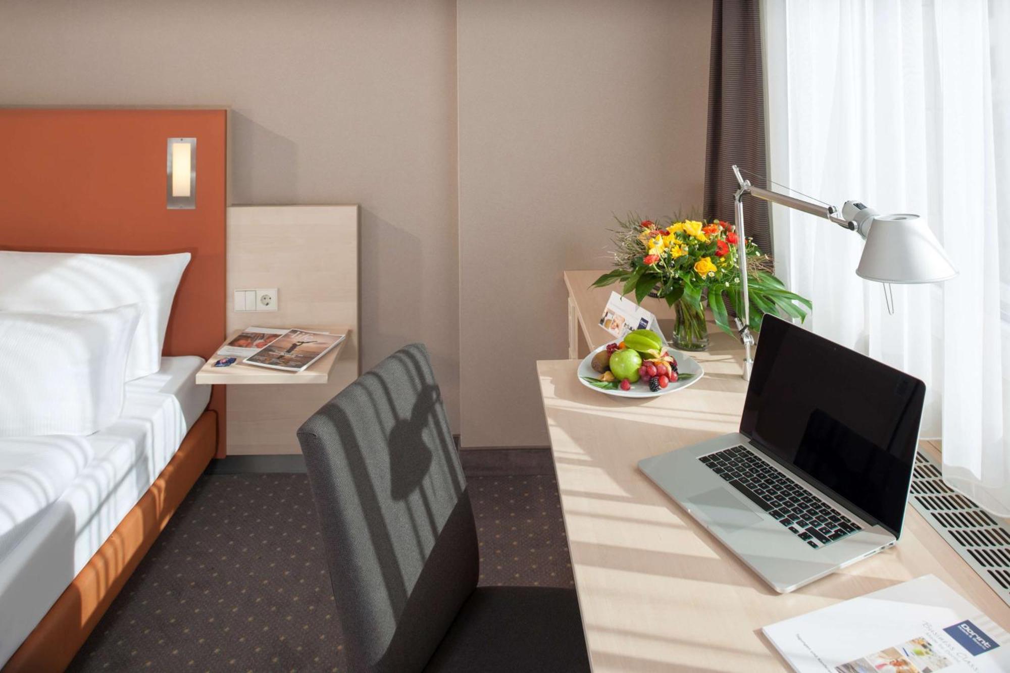 Essential By Dorint Berlin-Adlershof Hotel Bagian luar foto
