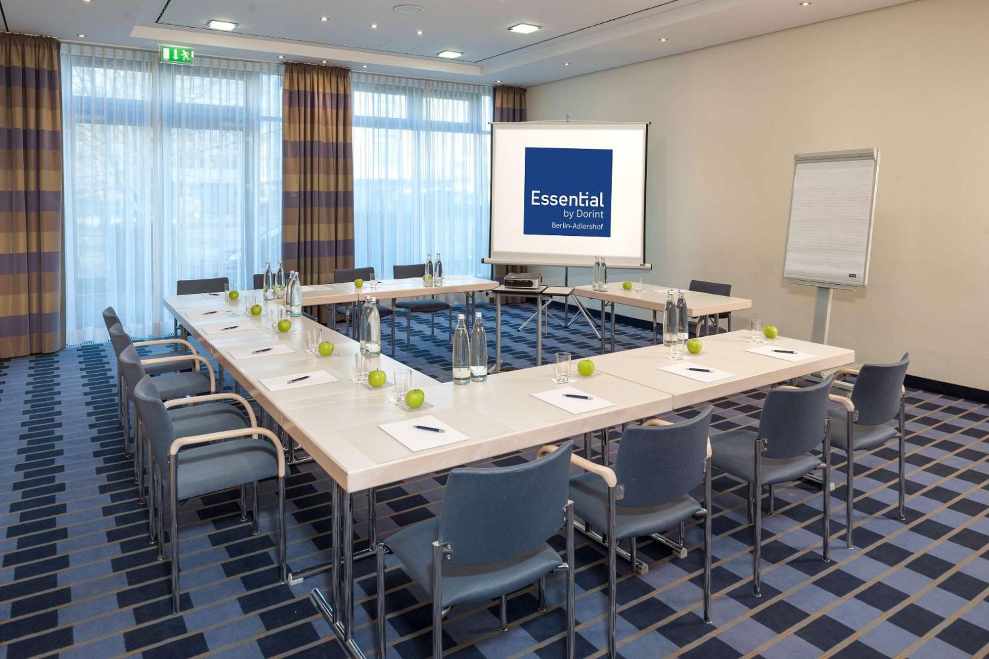 Essential By Dorint Berlin-Adlershof Hotel Bagian luar foto