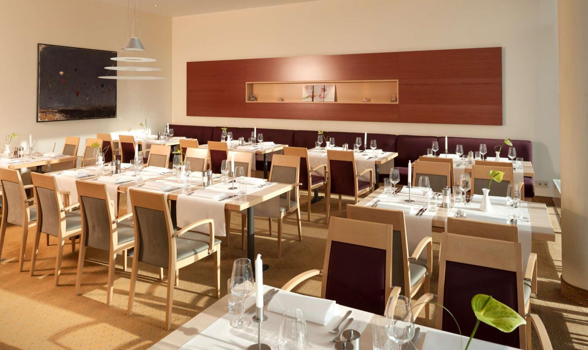 Essential By Dorint Berlin-Adlershof Hotel Bagian luar foto