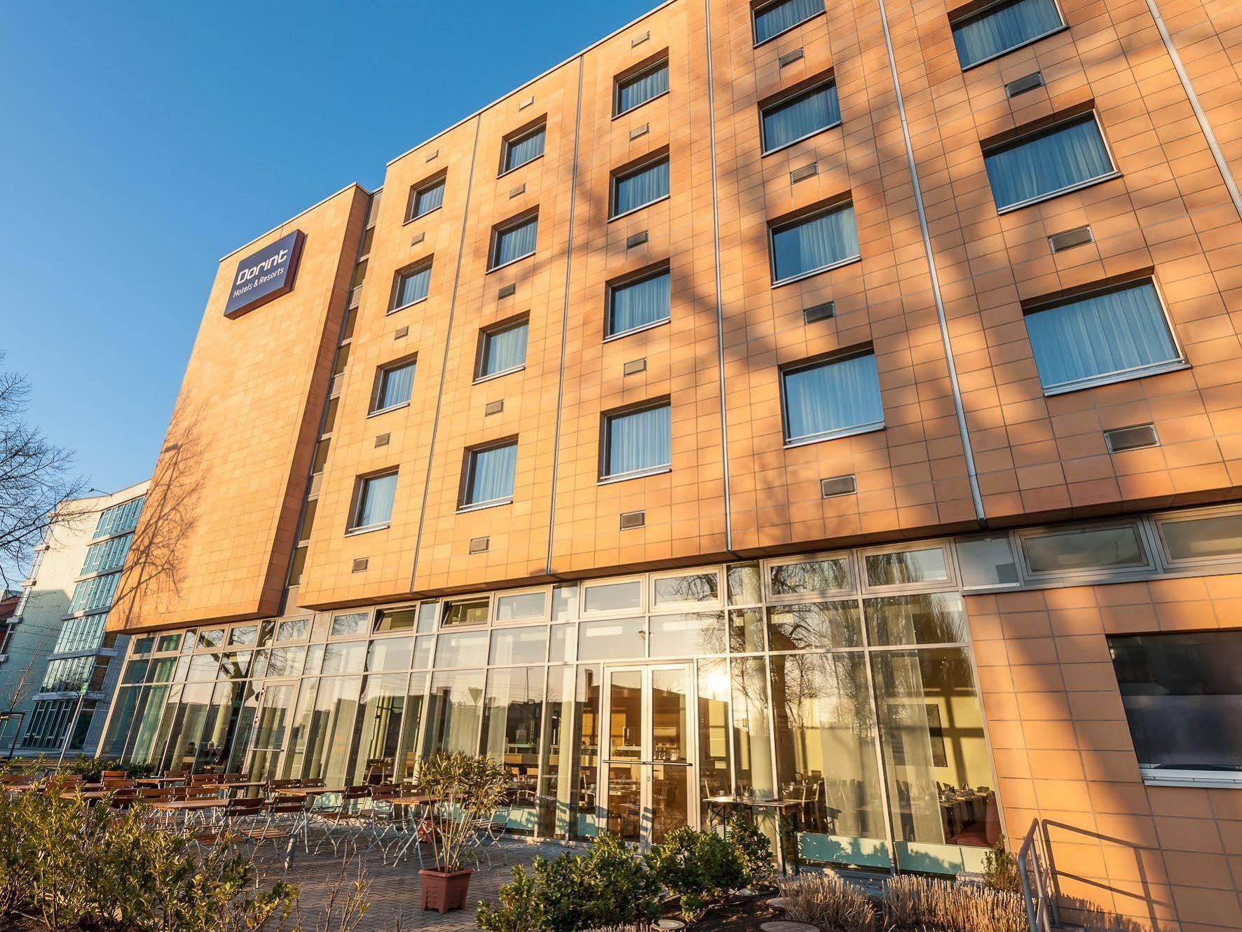 Essential By Dorint Berlin-Adlershof Hotel Bagian luar foto